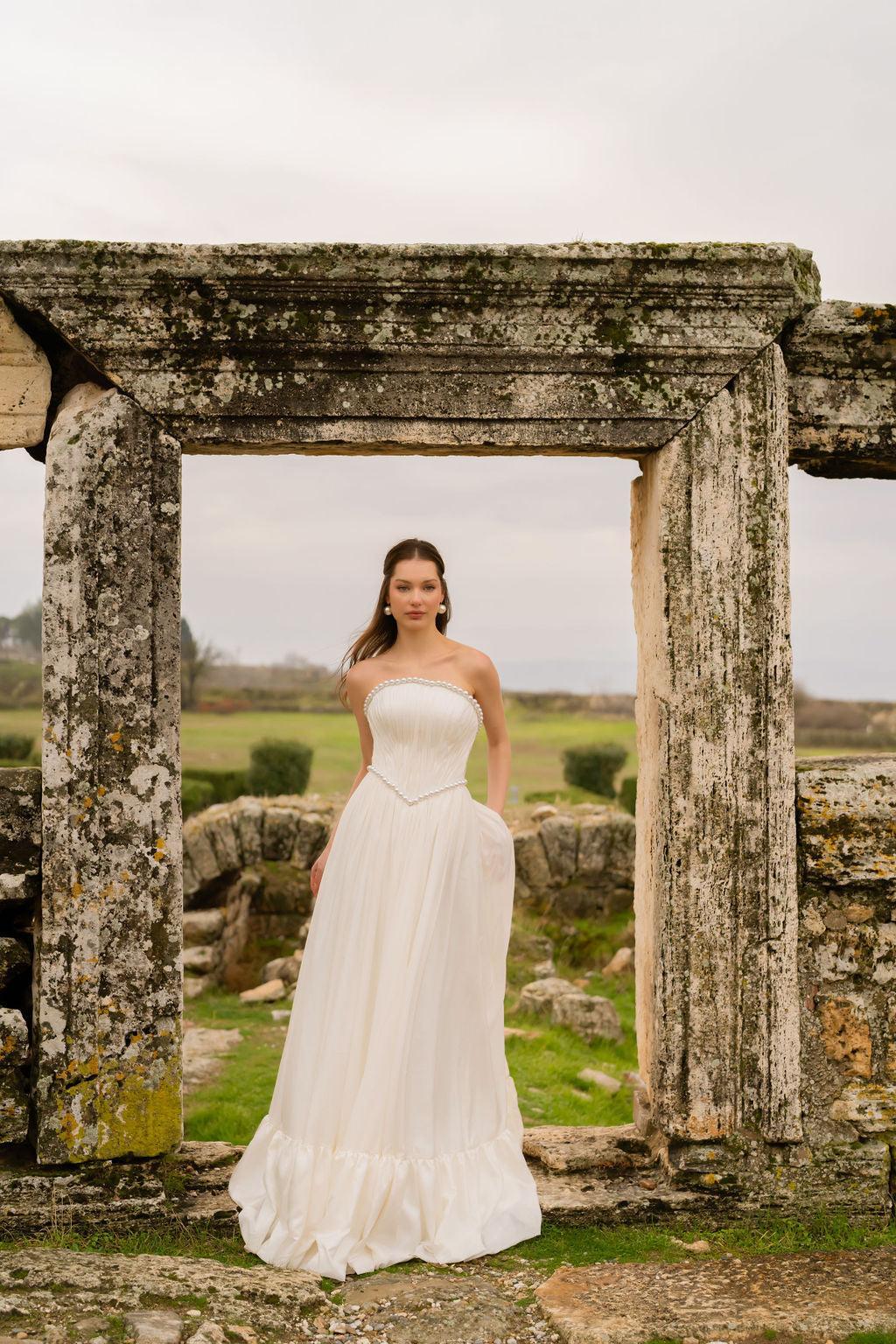 Zenobia Straplez Drapeli İncili Bohem Gelinlik - Mediha Cambaz Bridal
