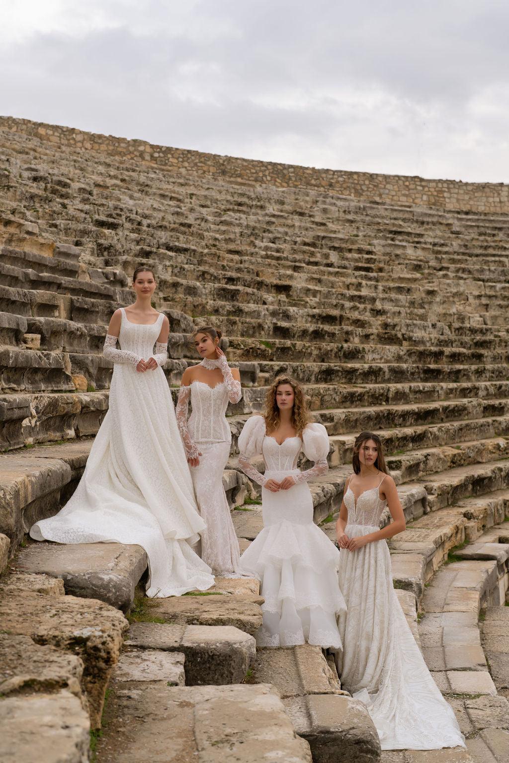 Lysandra V Yaka Kasnak İşi Helenistik Gelinlik - Mediha Cambaz Bridal