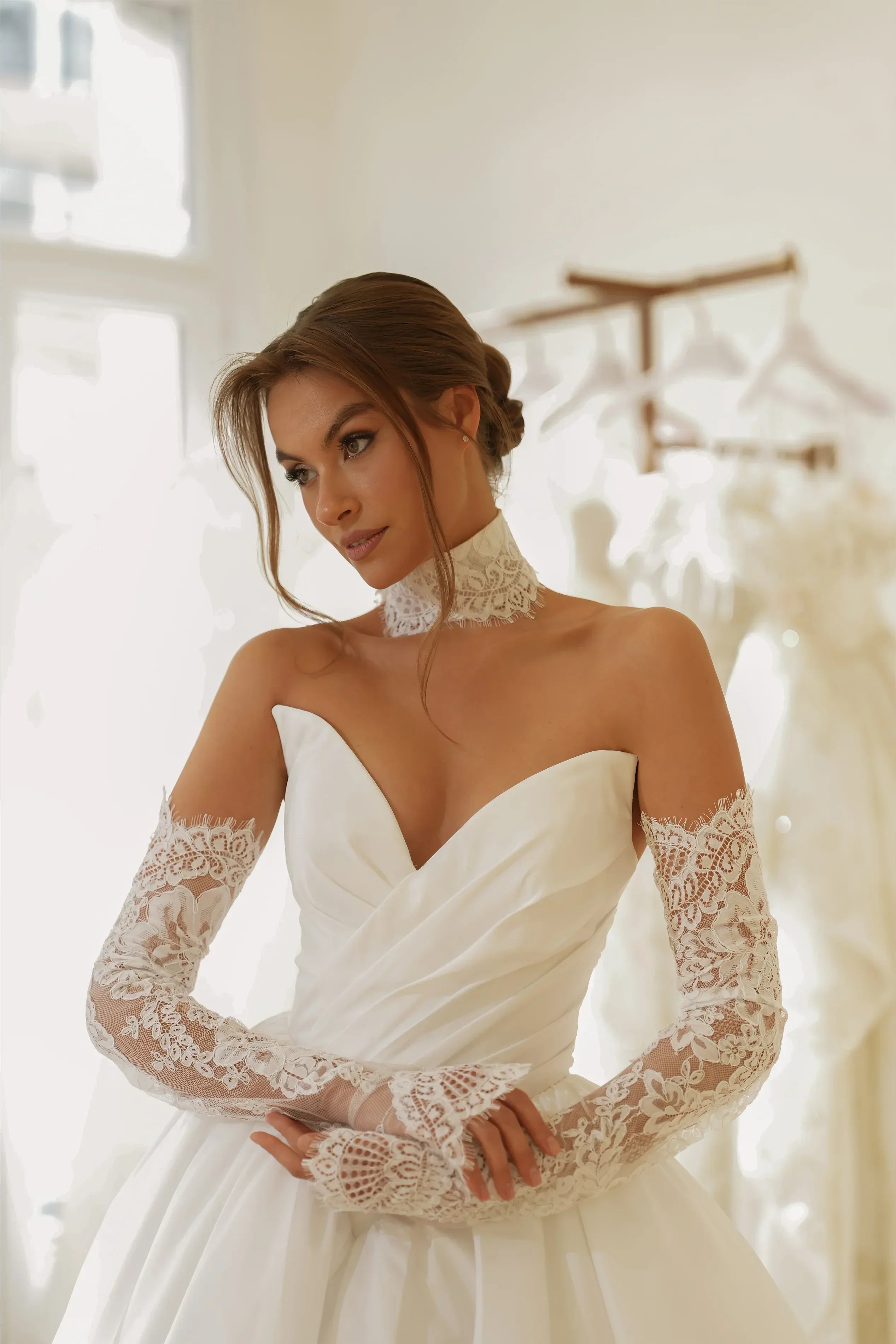 Luzz Straplez Drape Saten Detaylı Prenses Gelinlik - Mediha Cambaz Bridal