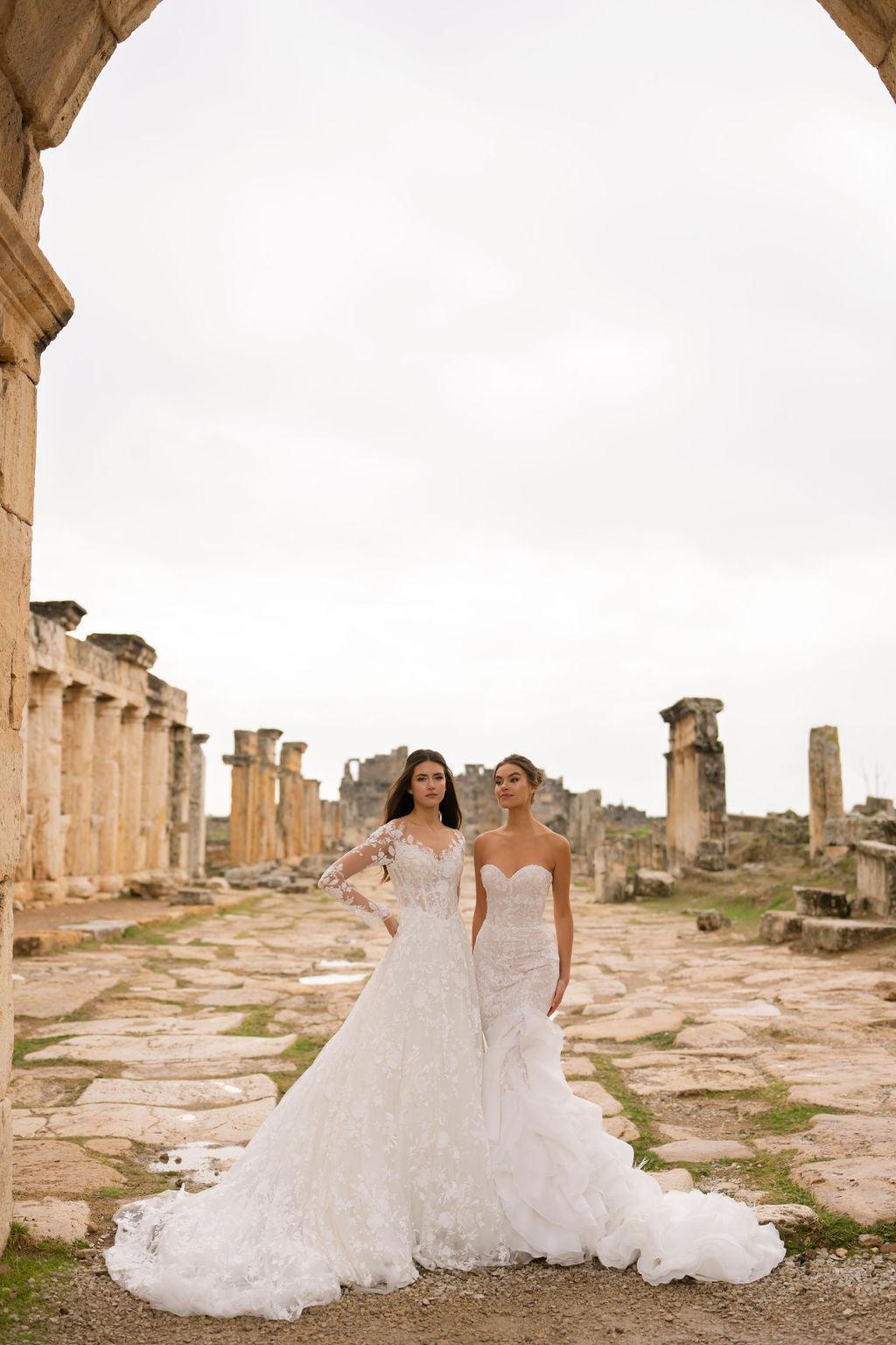 Zephry Uzun Kollu V Korsajlı A Kesim Gelinlik - Mediha Cambaz Bridal