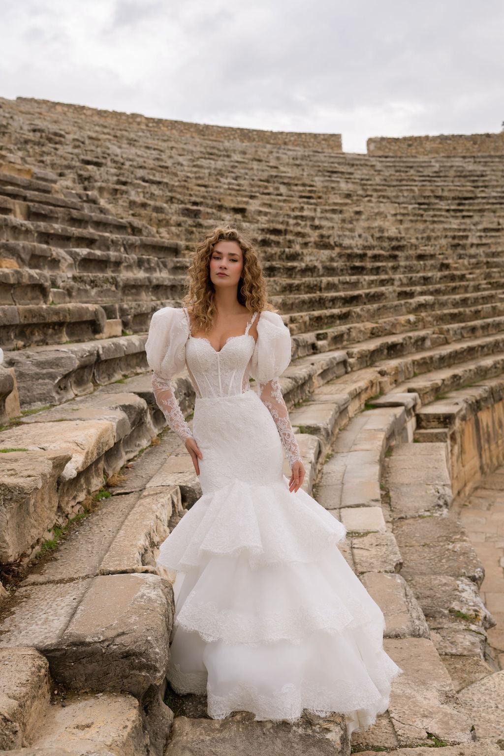 Hadrian Kalp Yaka Fransız Dantelli Balık Gelinlik - Mediha Cambaz Bridal
