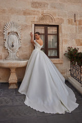 Dream Drapeli Yakalı V Korsajlı Saten Gelinlik - Mediha Cambaz Bridal