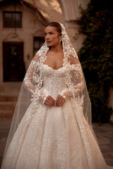 Elysias Çiçekli Üç Boyutlu Kayık Yaka Uzun Kollu Prenses Gelinlik