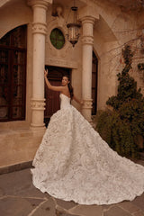 Moonveil Saten Düz Yaka İri Güllü Prenses Etek Gelinlik - Mediha Cambaz Bridal