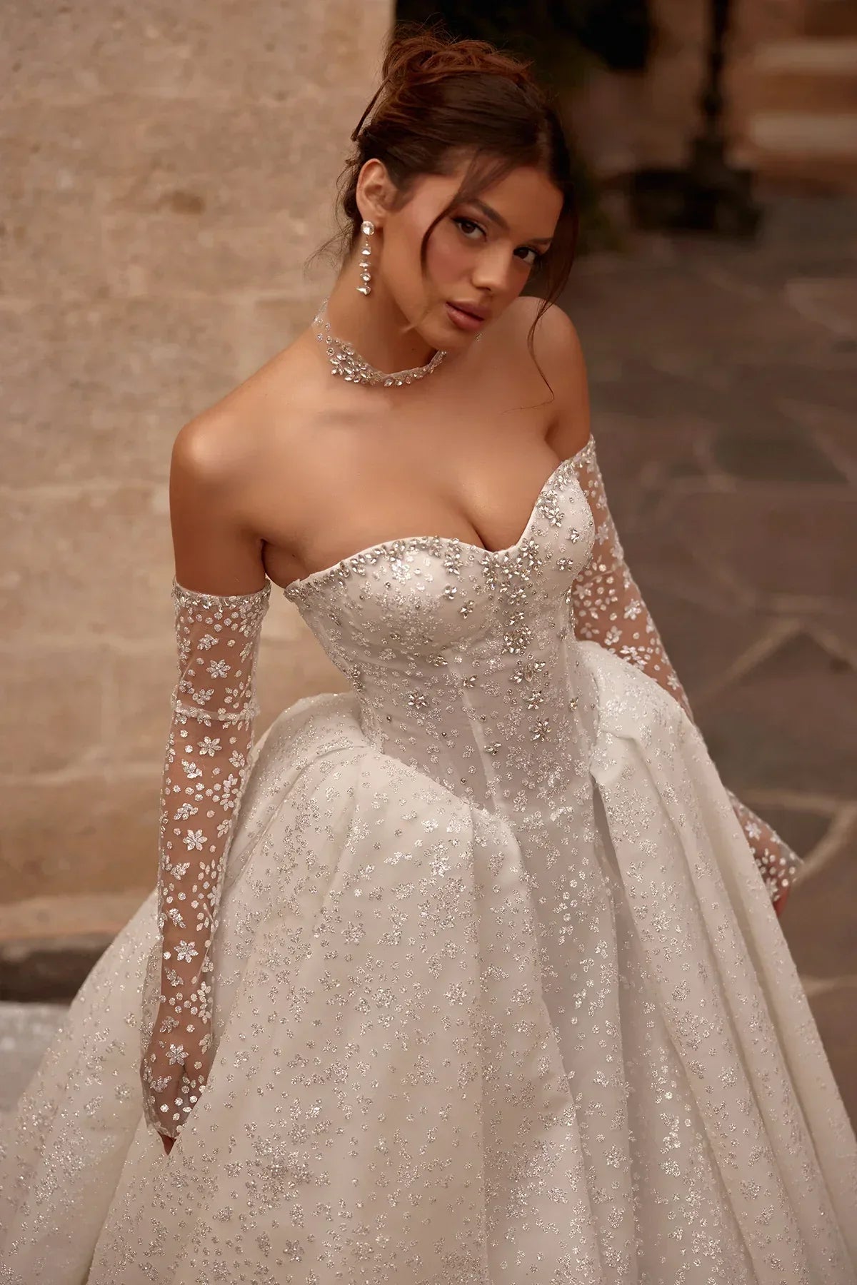 Leya Glitter Işıltılı Swarovski İşleme Detaylı Uzun Kollu Straplez Prenses Gelinlik - Mediha Cambaz Bridal
