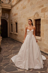 Courna Drape Detaylı İpek Tafta Straplez Gelinlik - Mediha Cambaz Bridal