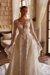 Perle Fransız Dantelli İspanyol Kol V Yaka Balık Entegre Etekli Gelinlik - Mediha Cambaz Bridal