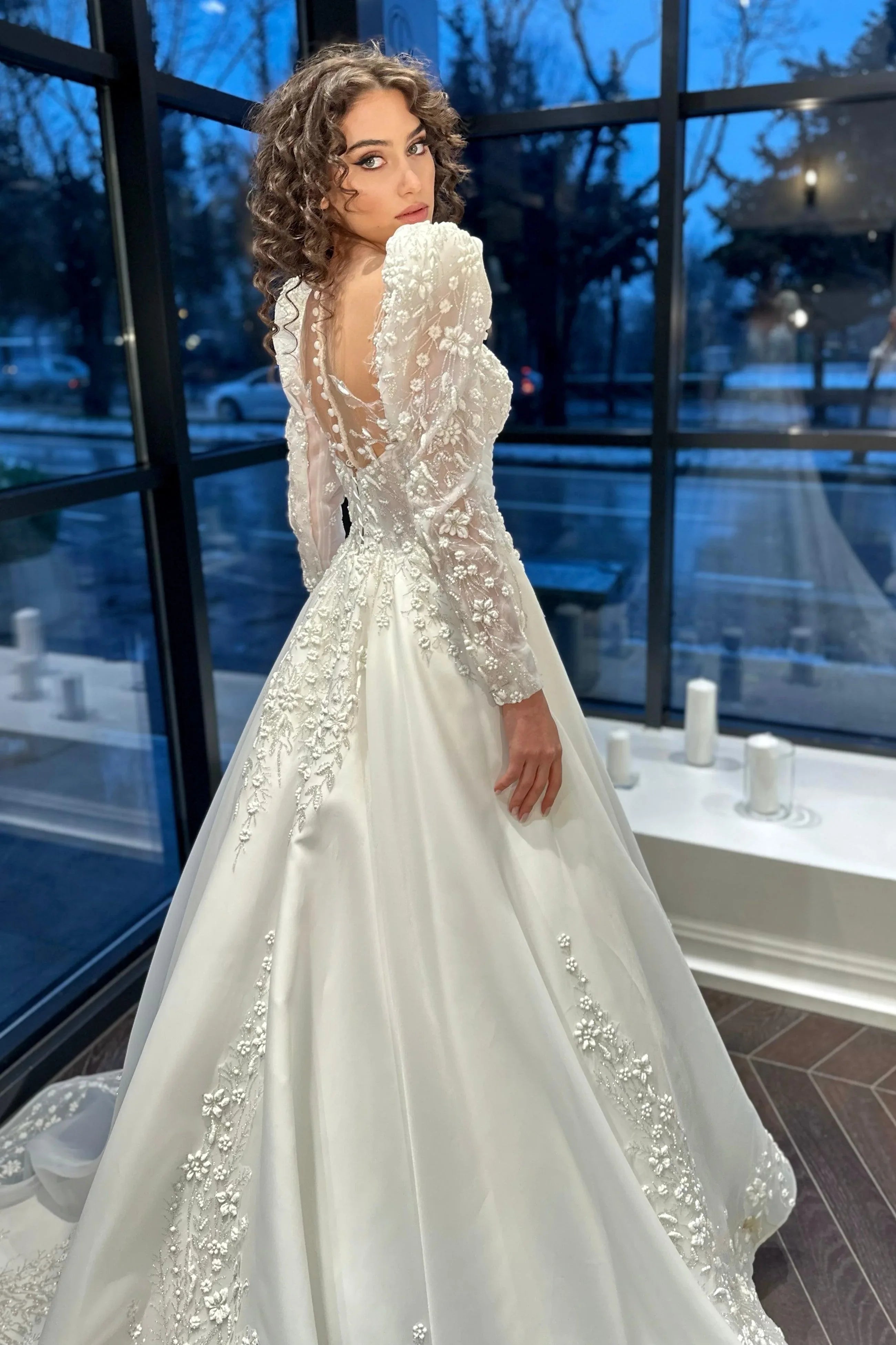 Alexis Üç Boyutlu Dantel A Kesim Gelinlik - Mediha Cambaz Bridal