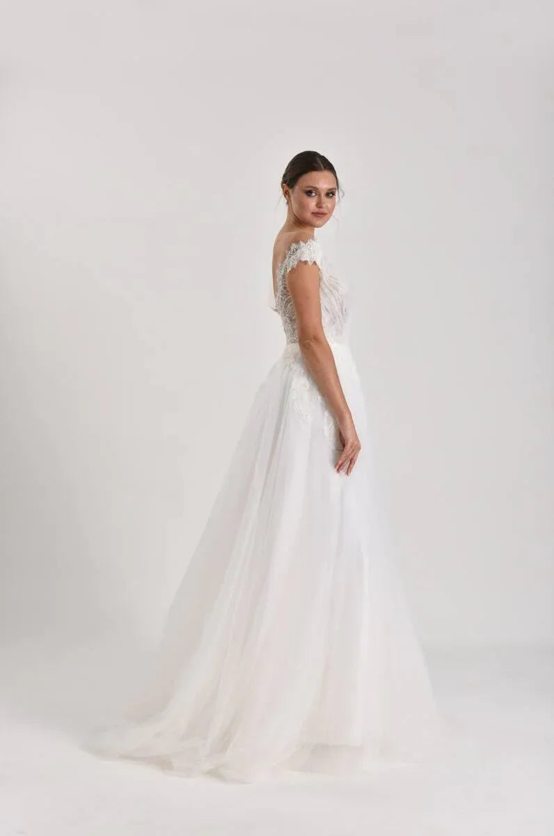 Attitude Drapeli Güpürlü A Kesim Gelinlik - Mediha Cambaz Bridal