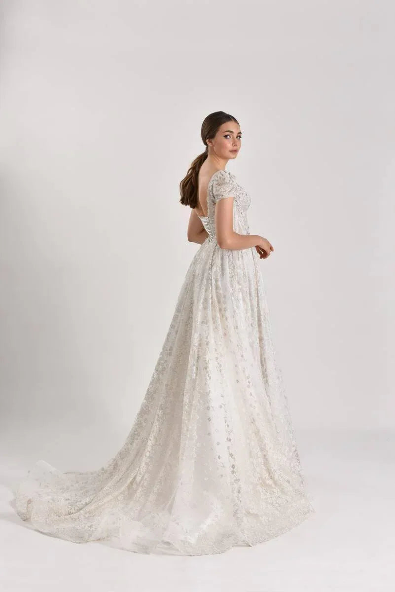 Aurora Simli Yarım Kol Cepli A kesim Gelinlik - Mediha Cambaz Bridal