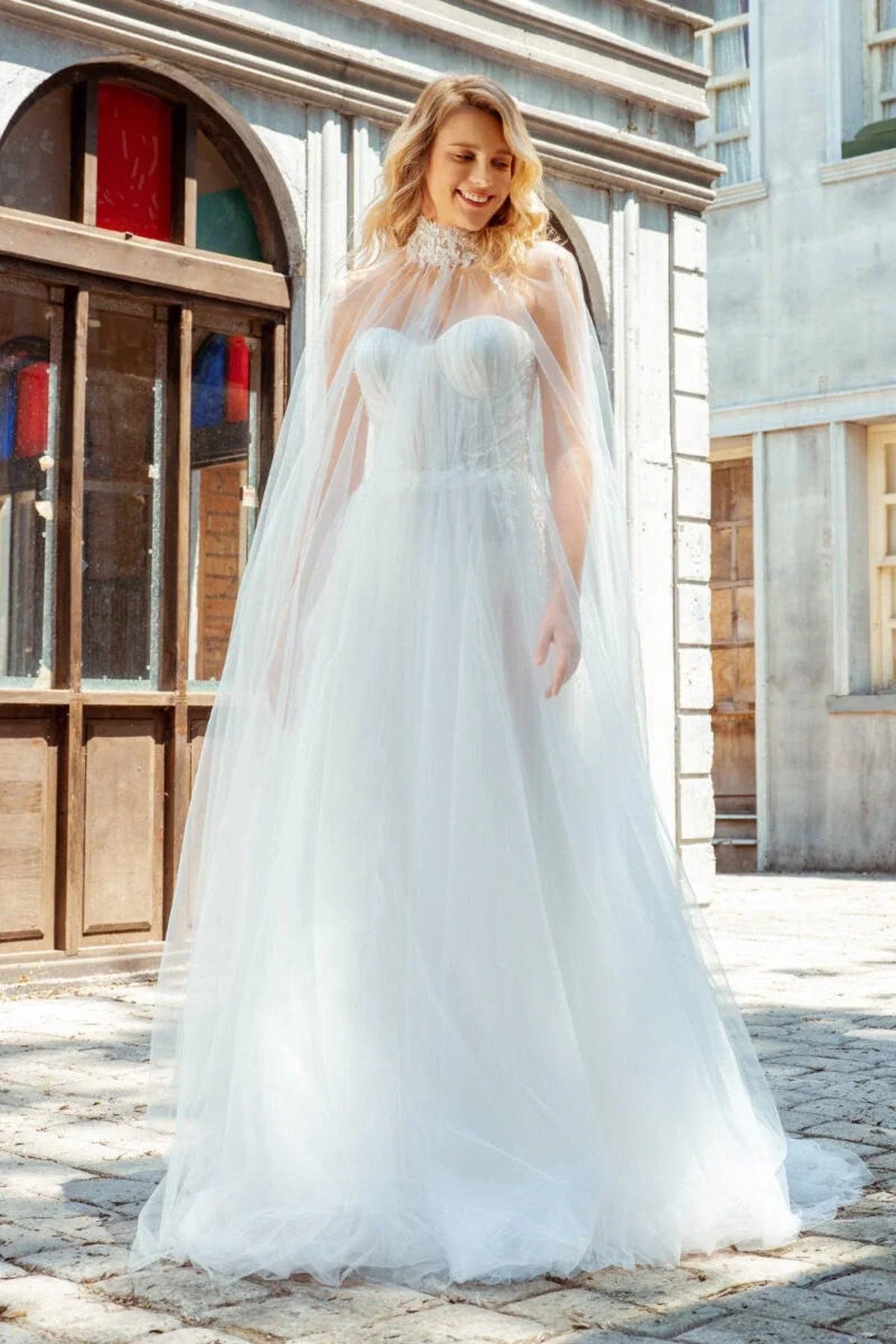 Bridia Straplez Pelerinli A Kesim Gelinlik - Mediha Cambaz Bridal