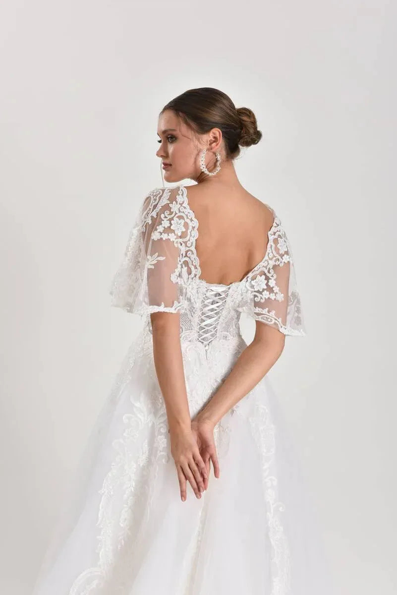 Butterfly Dantelli Helen A Kesim Gelinlik - Mediha Cambaz Bridal