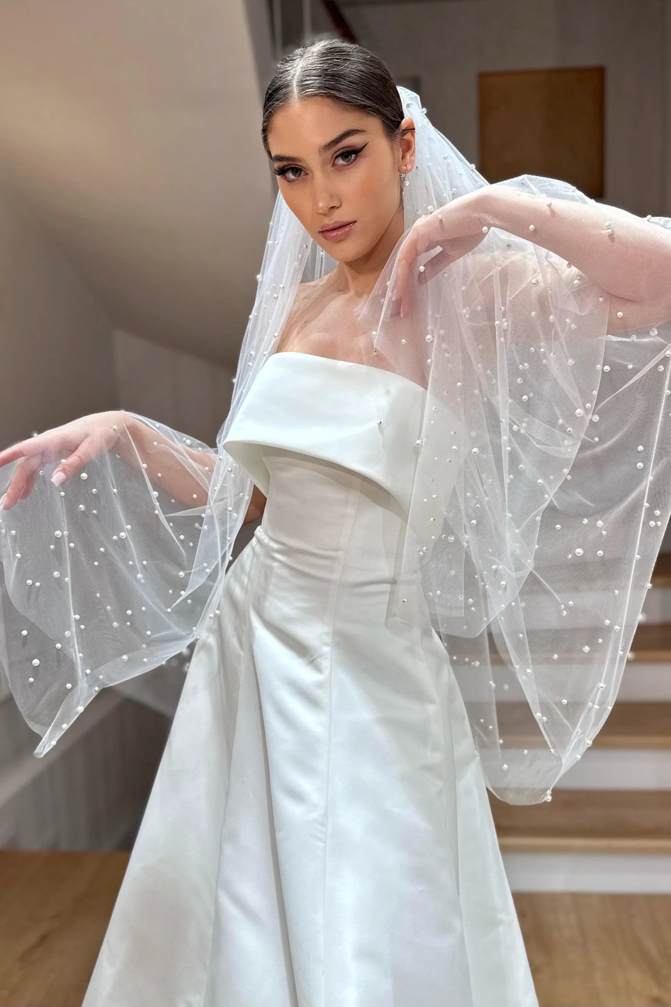 Coco İnci İşlemeli Kısa Hayal Tül Duvak - Mediha Cambaz Bridal