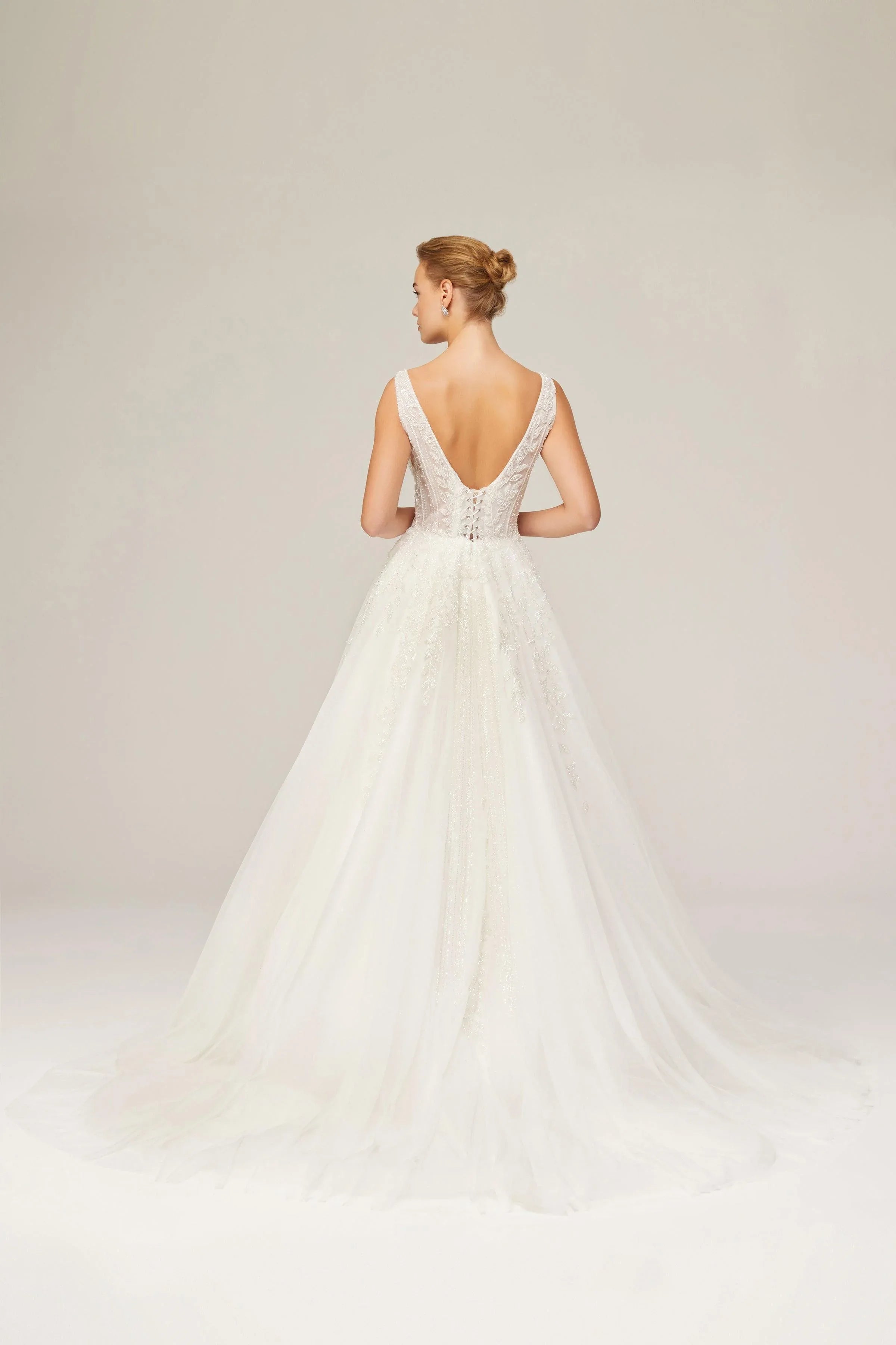 Diamonds 23 Dantelli Dekolteli A Kesim Gelinlik - Mediha Cambaz Bridal