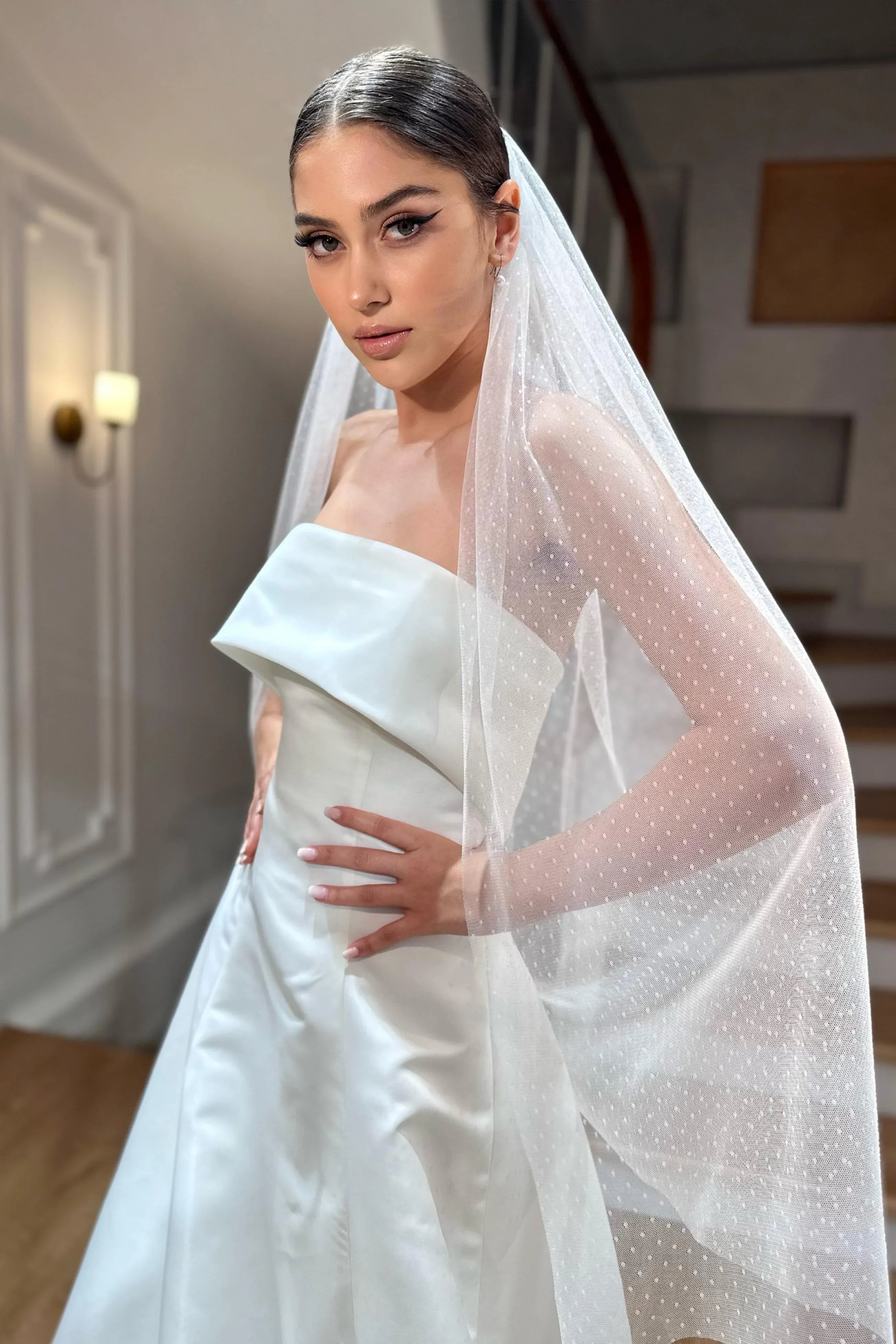 Elia Kırık Beyaz Puantiyeli Vintage Kısa Hayal Tül Duvak - Mediha Cambaz Bridal