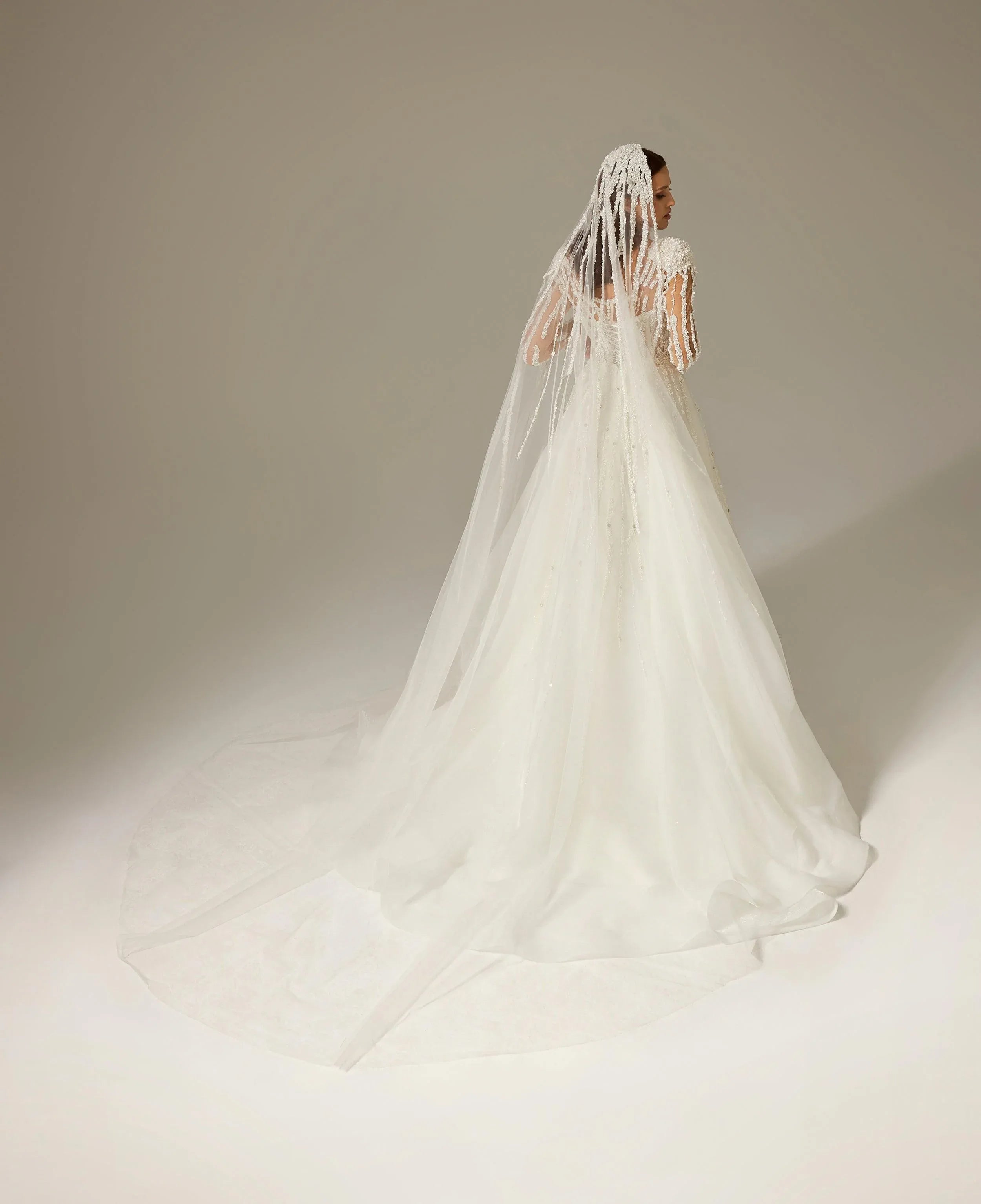Elise Çizgisel Dantelli A Kesim Gelinlik - Mediha Cambaz Bridal