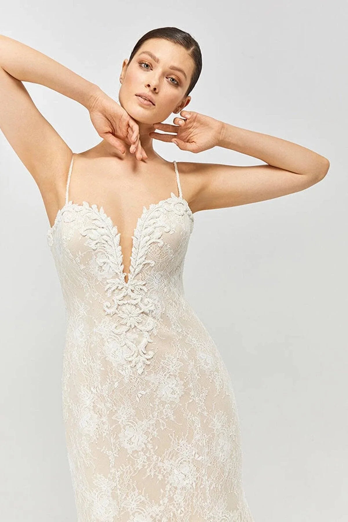 Even İnce Askılı Fransız Dantel Balık Gelinlik - Mediha Cambaz Bridal