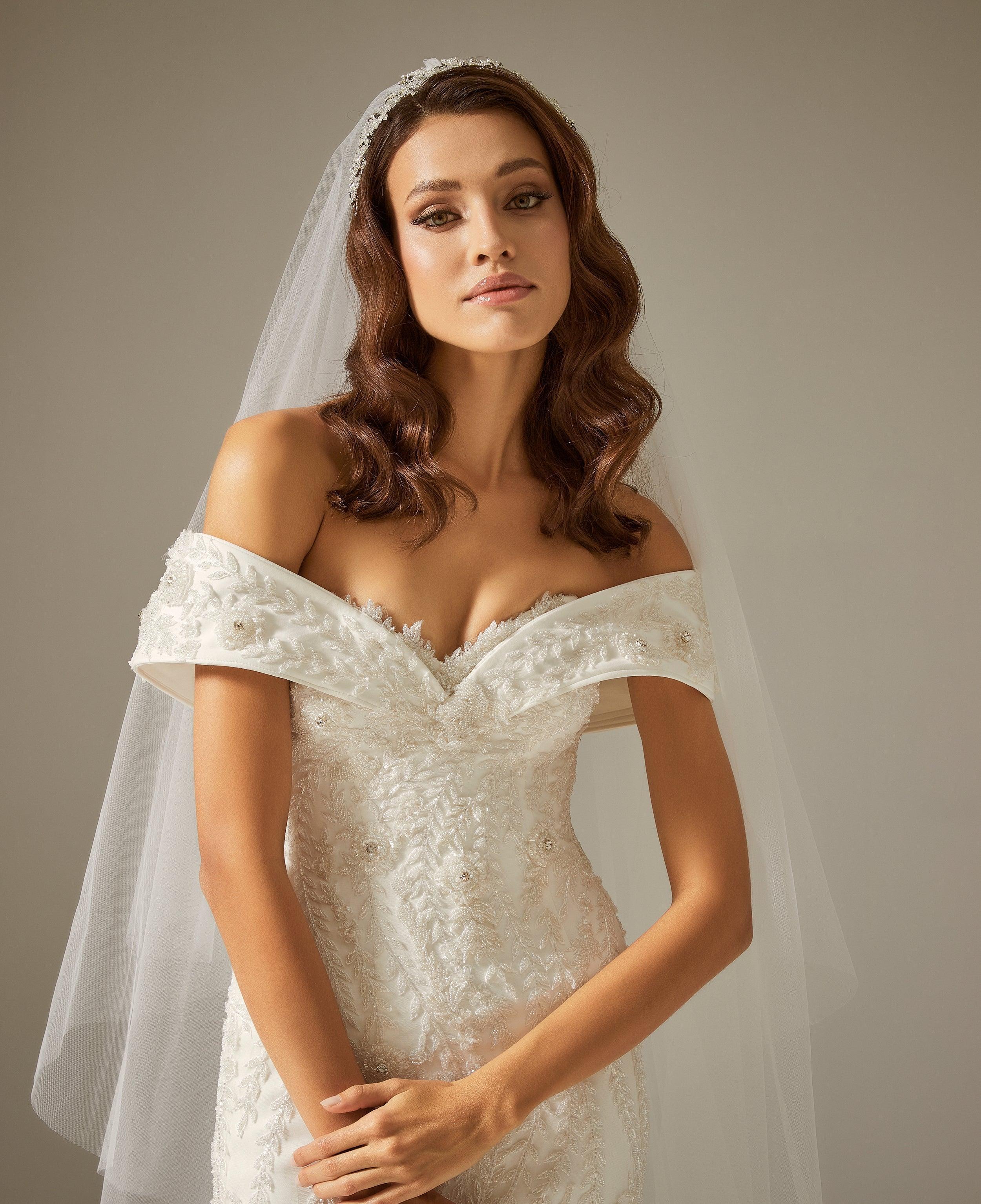 Fly Inn Kasnak İşi Kayık Yaka Balık Gelinlik - Mediha Cambaz Bridal