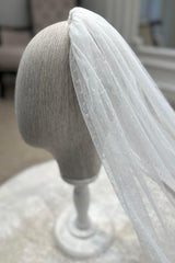 Galea Kırık Beyaz Puantiyeli Vintage Uzun Hayal Tül Duvak - Mediha Cambaz Bridal