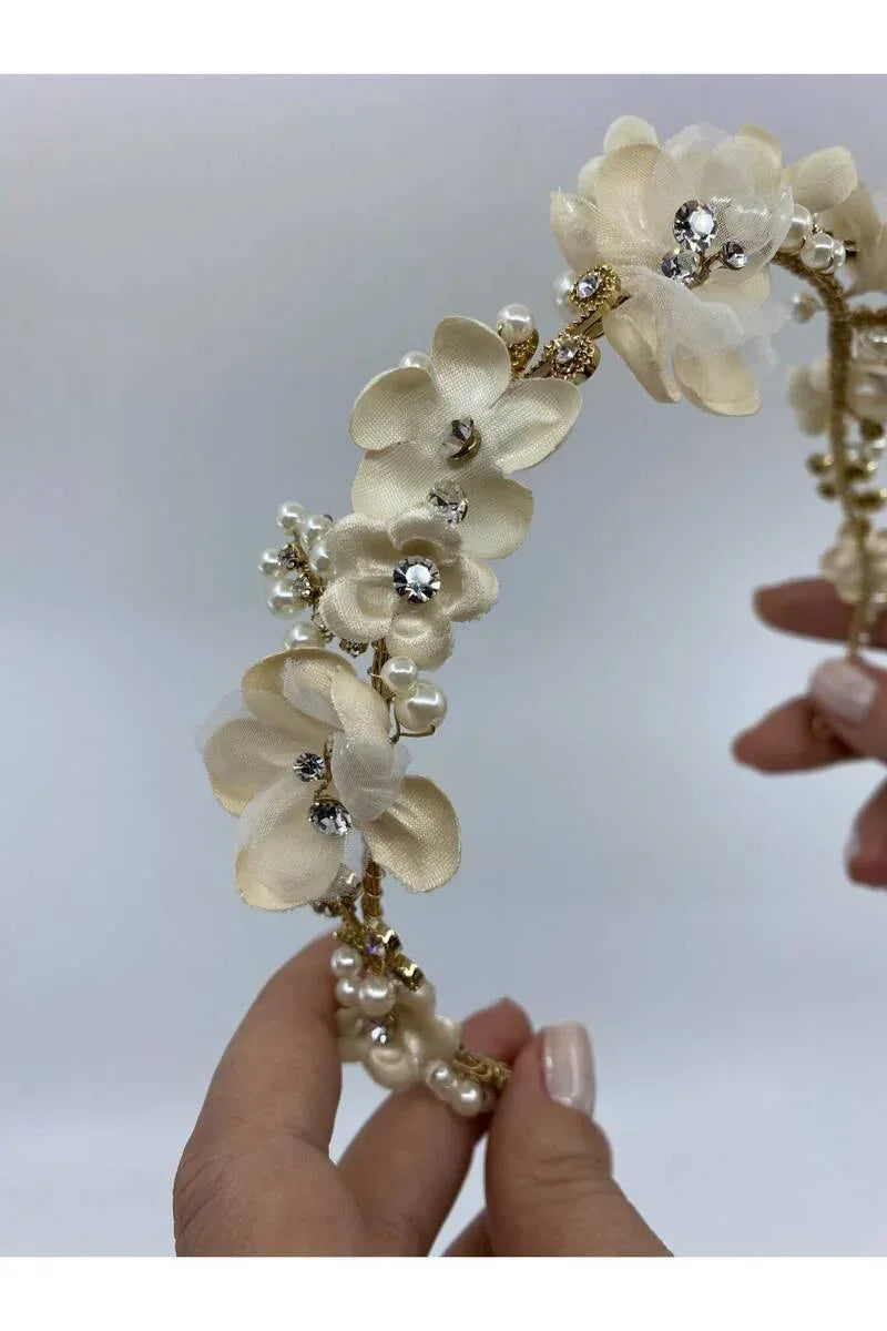 Gold Telli Krem Üç Boyutlu Çiçeklerden Saç Aksesuarı - Mediha Cambaz Bridal