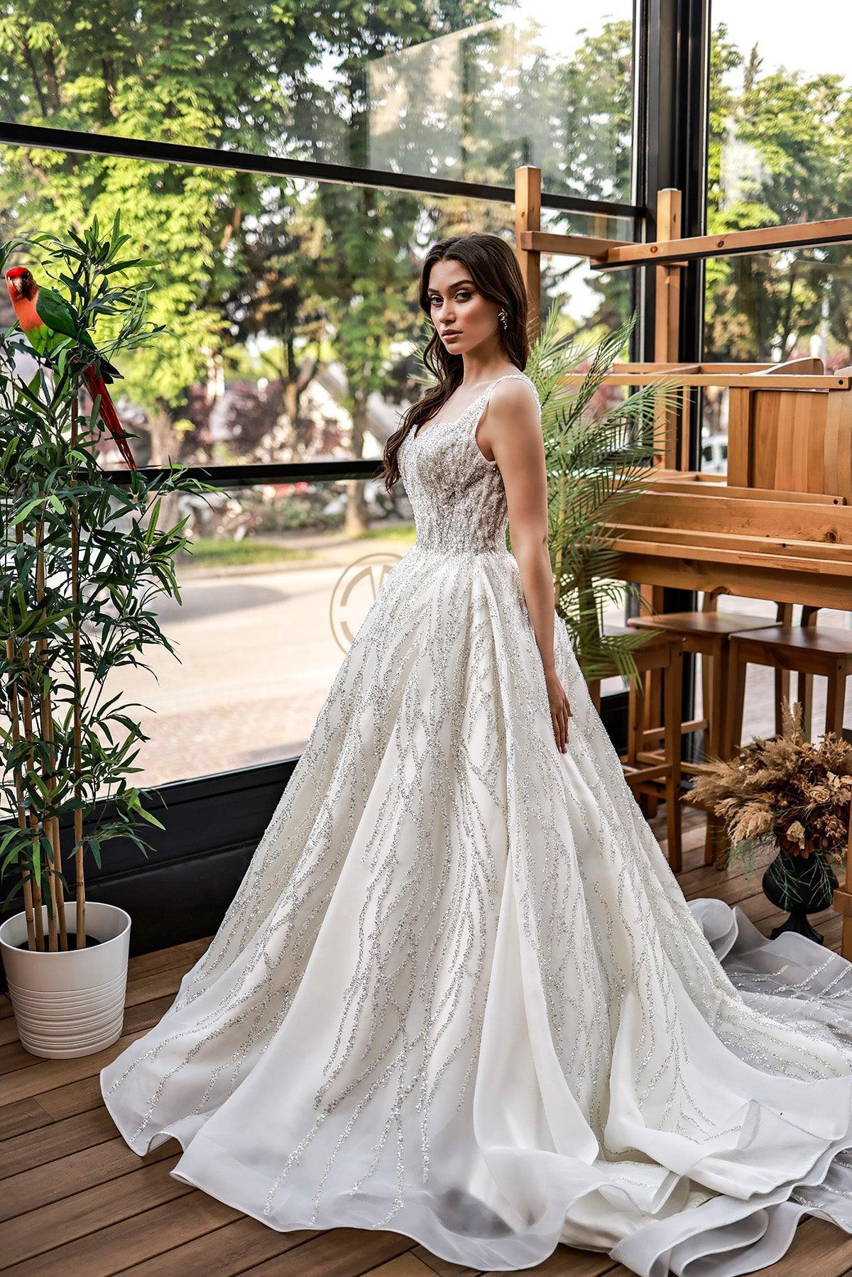 Hagor Askılı Çizgisel Dantelli Prenses Model Gelinlik - Mediha Cambaz Bridal