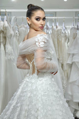 Harper Çiçek Dantelli Prenses Model Gelinlik - Mediha Cambaz Bridal
