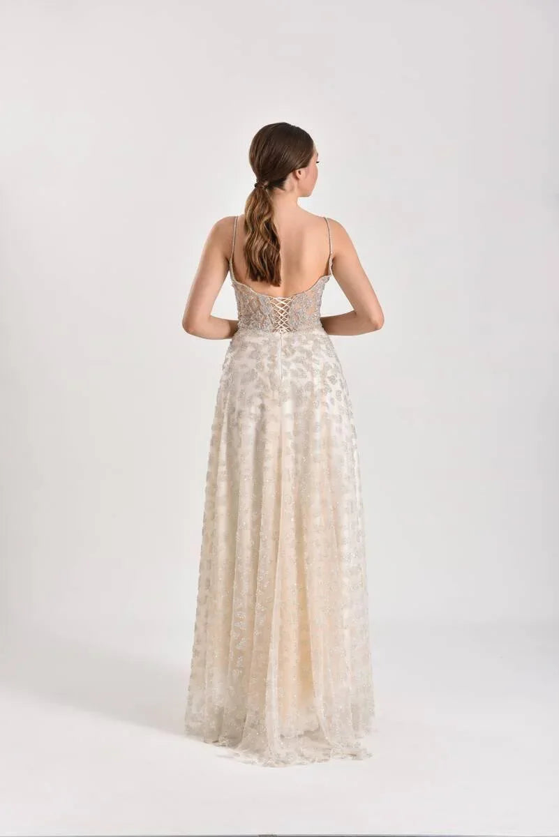 Ice Lake Taş İşlemeli Düz Kesim Gelinlik - Mediha Cambaz Bridal