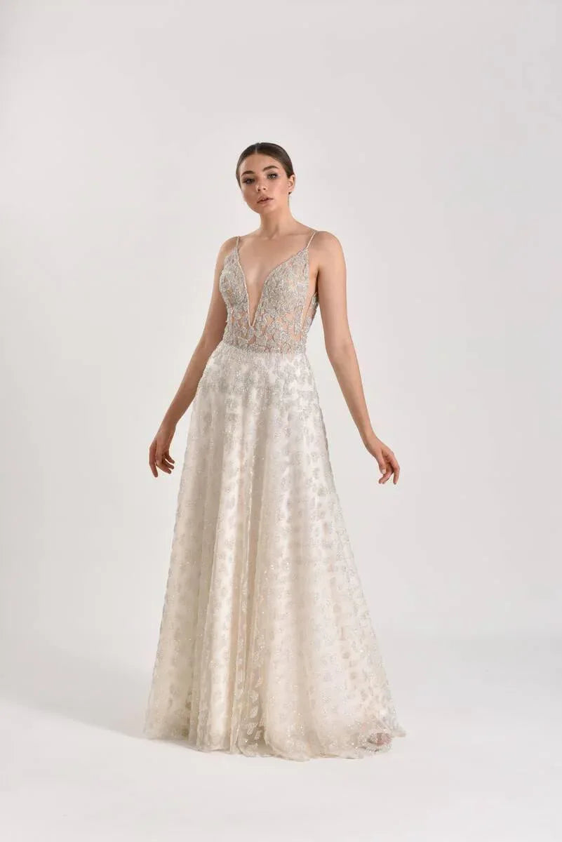 Ice Lake Taş İşlemeli Düz Kesim Gelinlik - Mediha Cambaz Bridal
