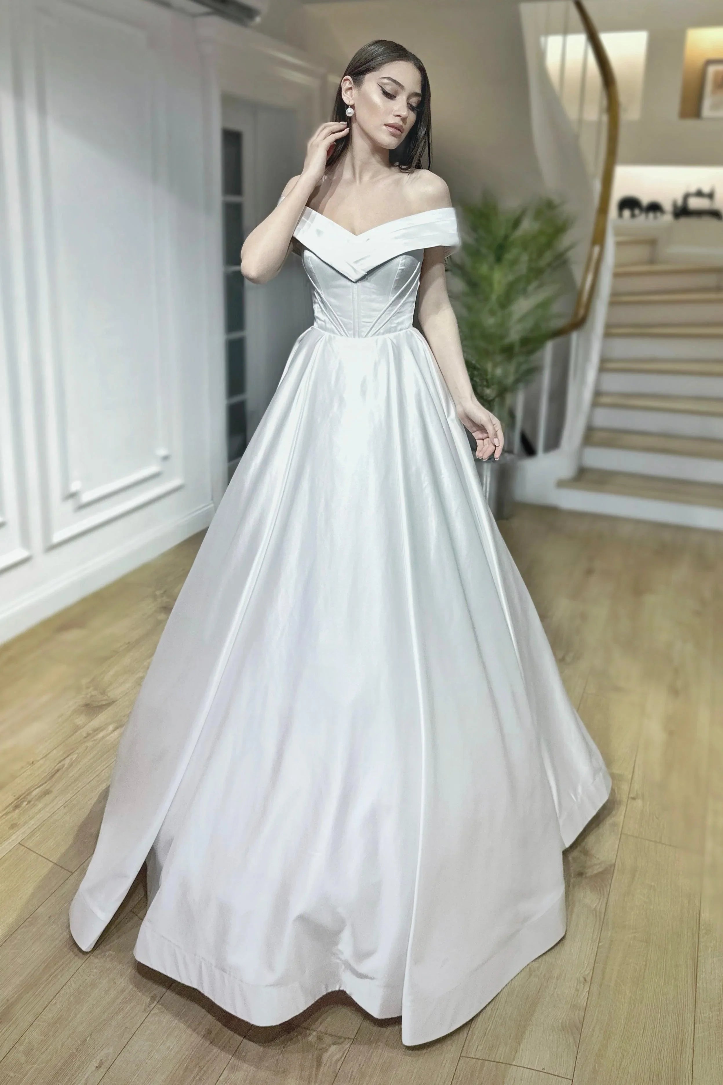Ivette Saten Drapeli A Kesim Gelinlik - Mediha Cambaz Bridal