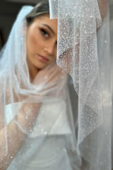 Joanne Kırık Beyaz Büzgülü Simli Uzun Duvak - Mediha Cambaz Bridal