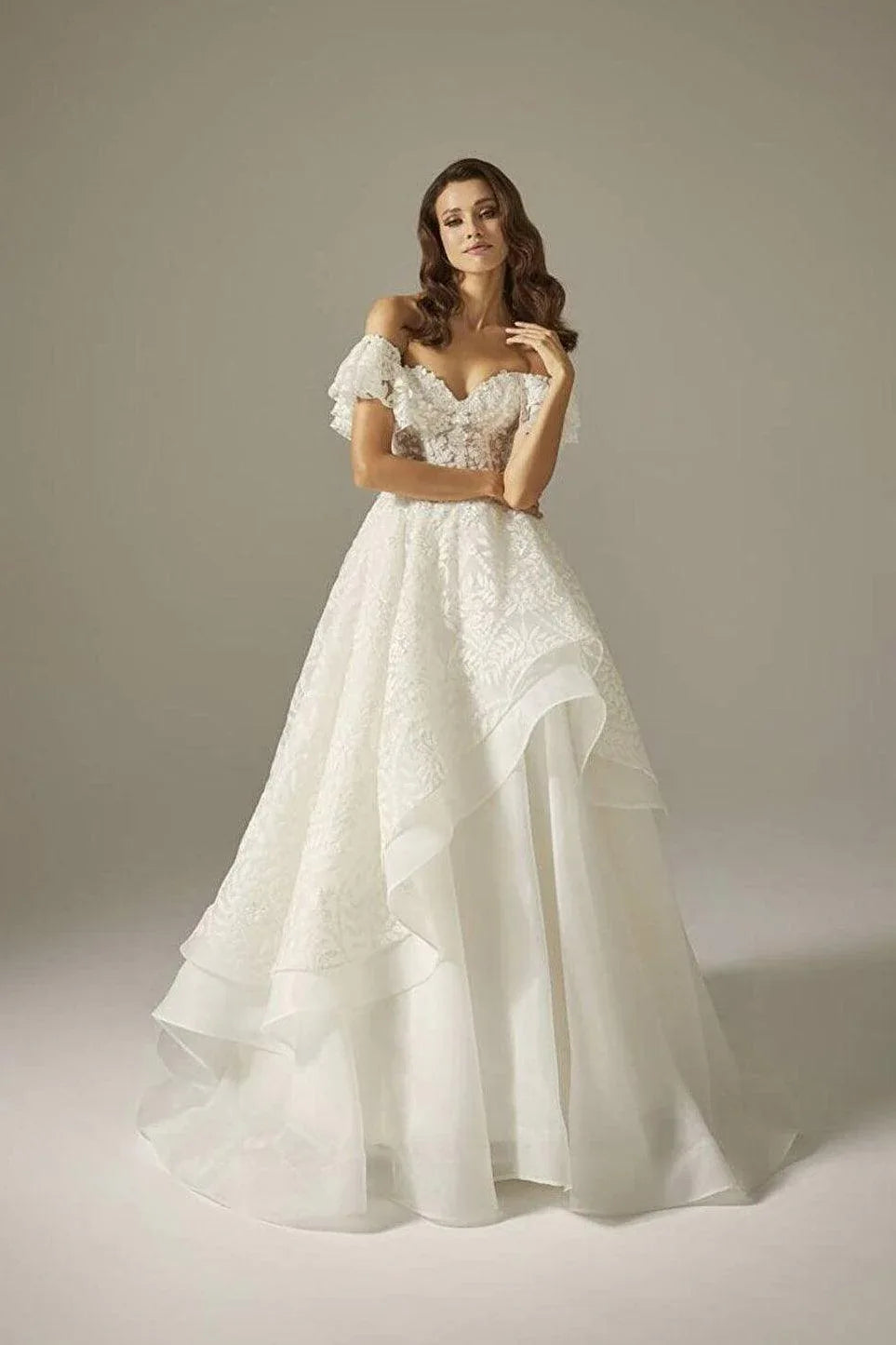Kelly Fırfırlı Kol Vintage A Kesim Gelinlik - Mediha Cambaz Bridal