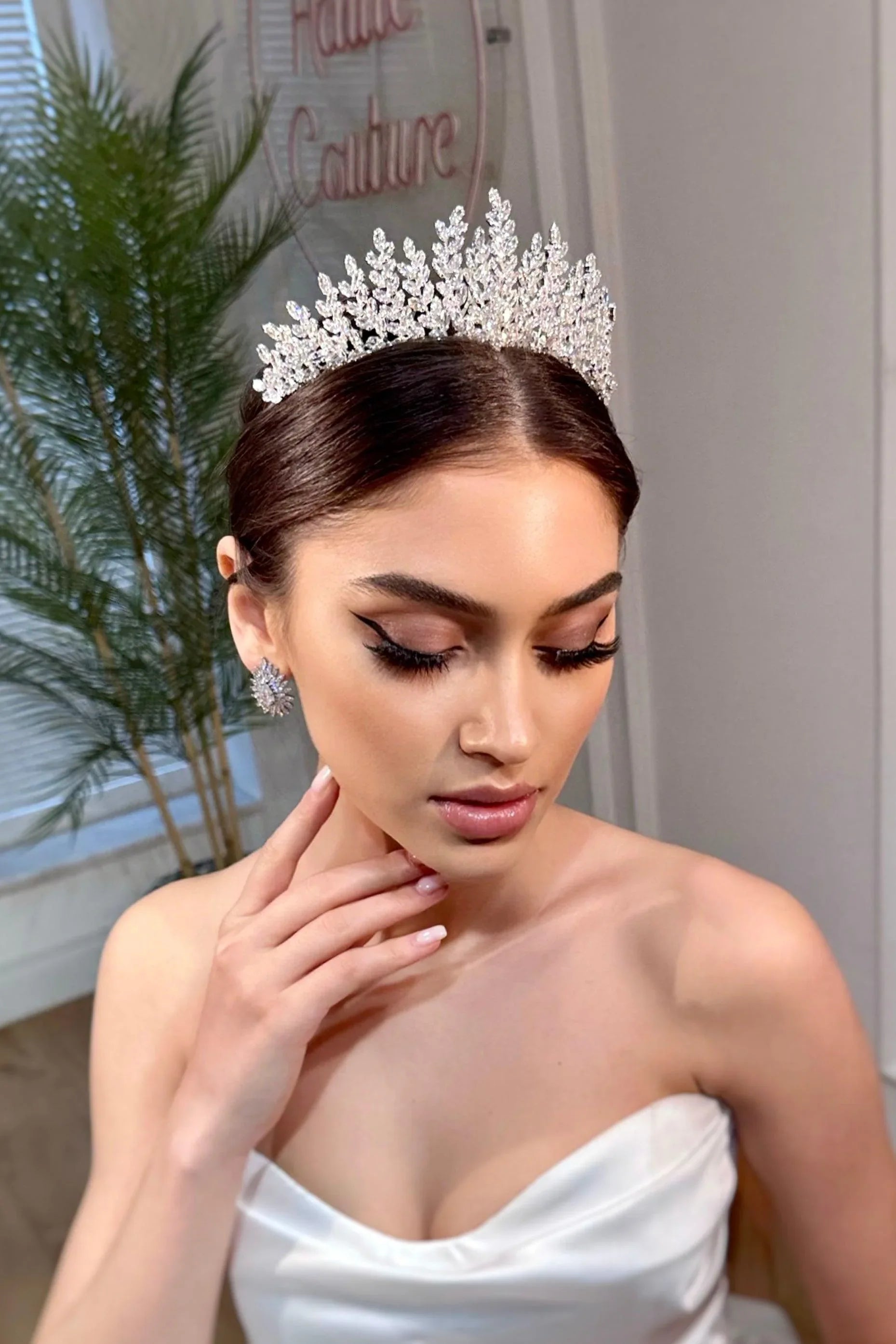 Lavin Zirkon Taşlı Gelin Tacı - Mediha Cambaz Bridal