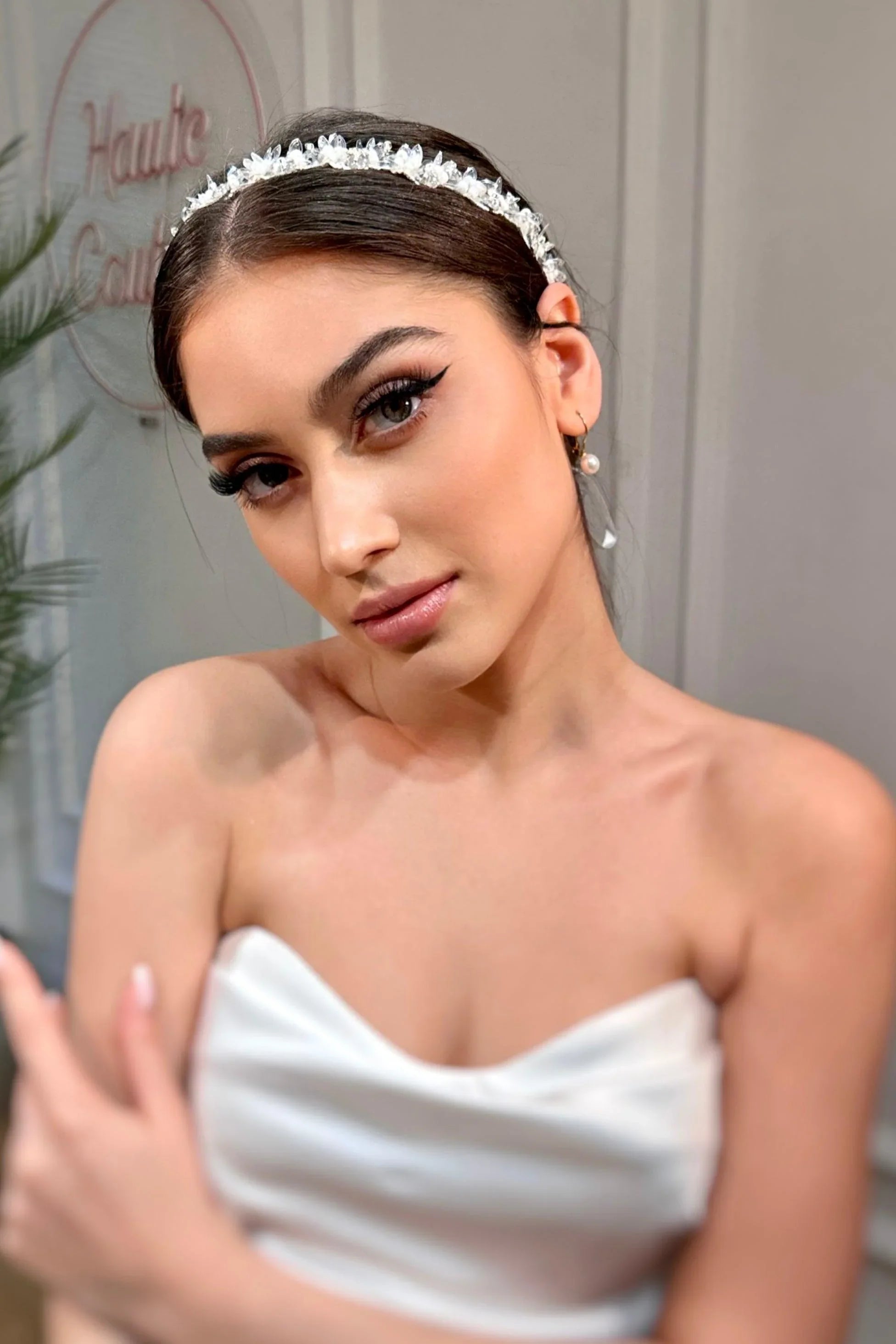 Lena İncili ve Kristal Taşlı Gelin Saç Aksesuarı - Mediha Cambaz Bridal