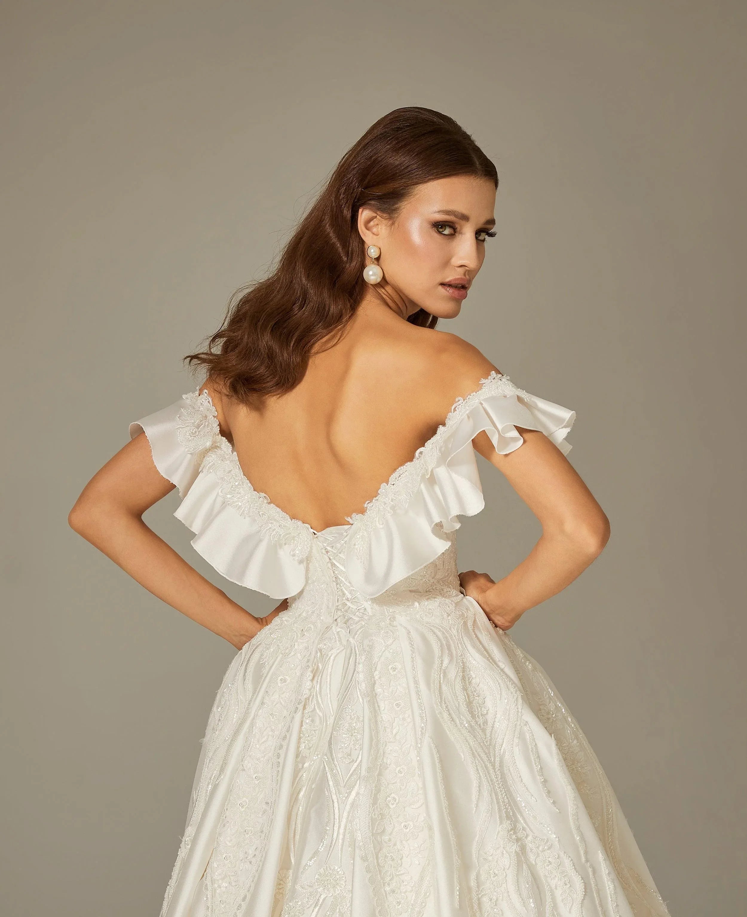 New ZB Saten M-Kalp Yaka Prenses Model Gelinlik - Mediha Cambaz Bridal