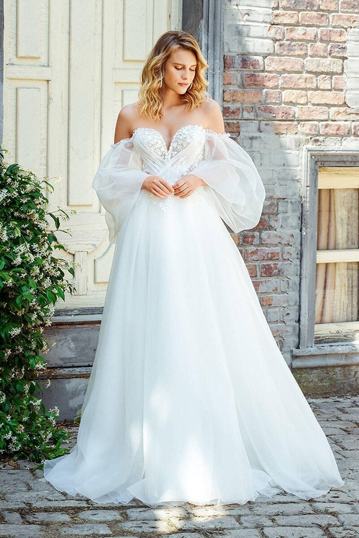 French Novelty: Adrianna Papell Platinum 31250 Balloon Hem Bridal Gown