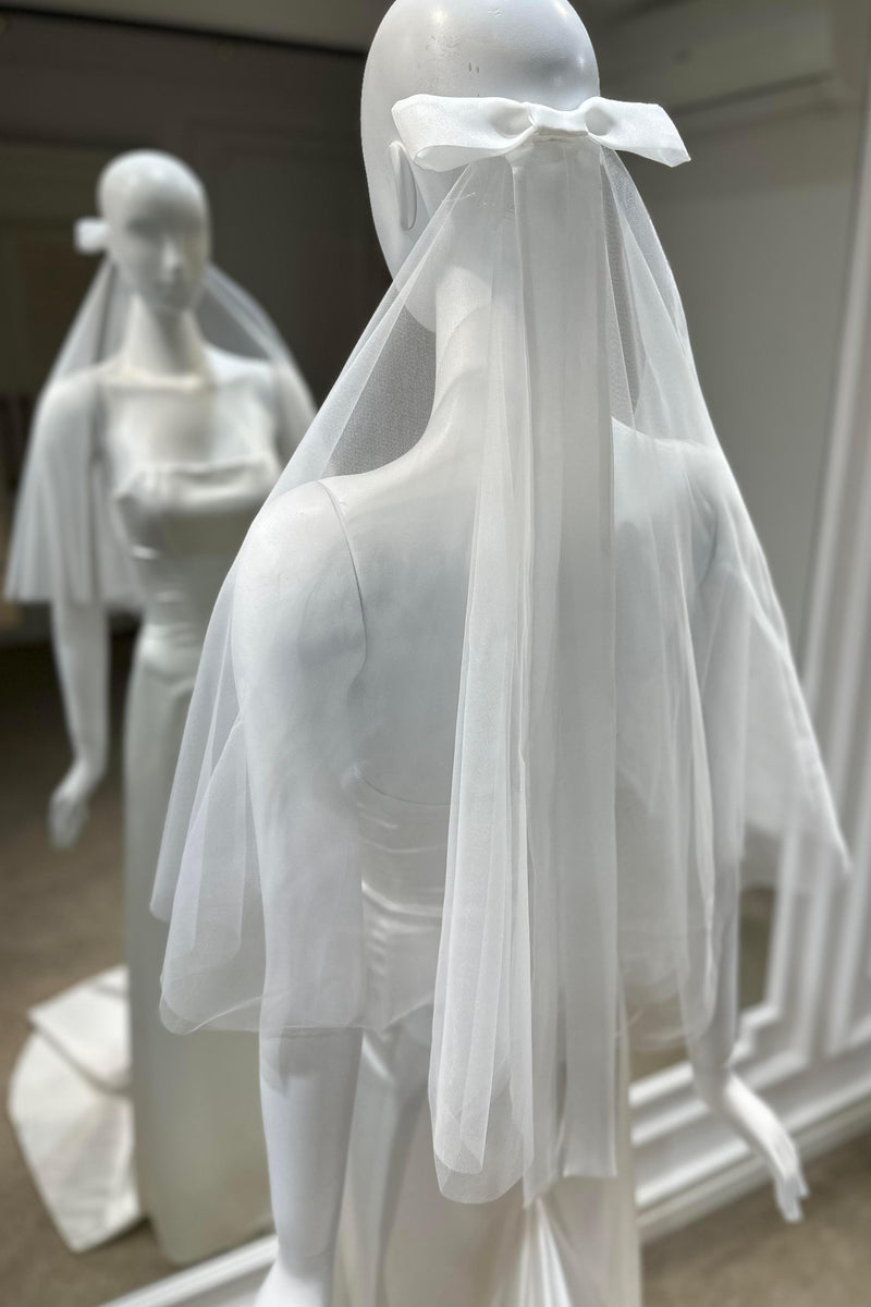 Parker Kırık Beyaz Fiyonklu Kısa İpek Tül Duvak - Mediha Cambaz Bridal