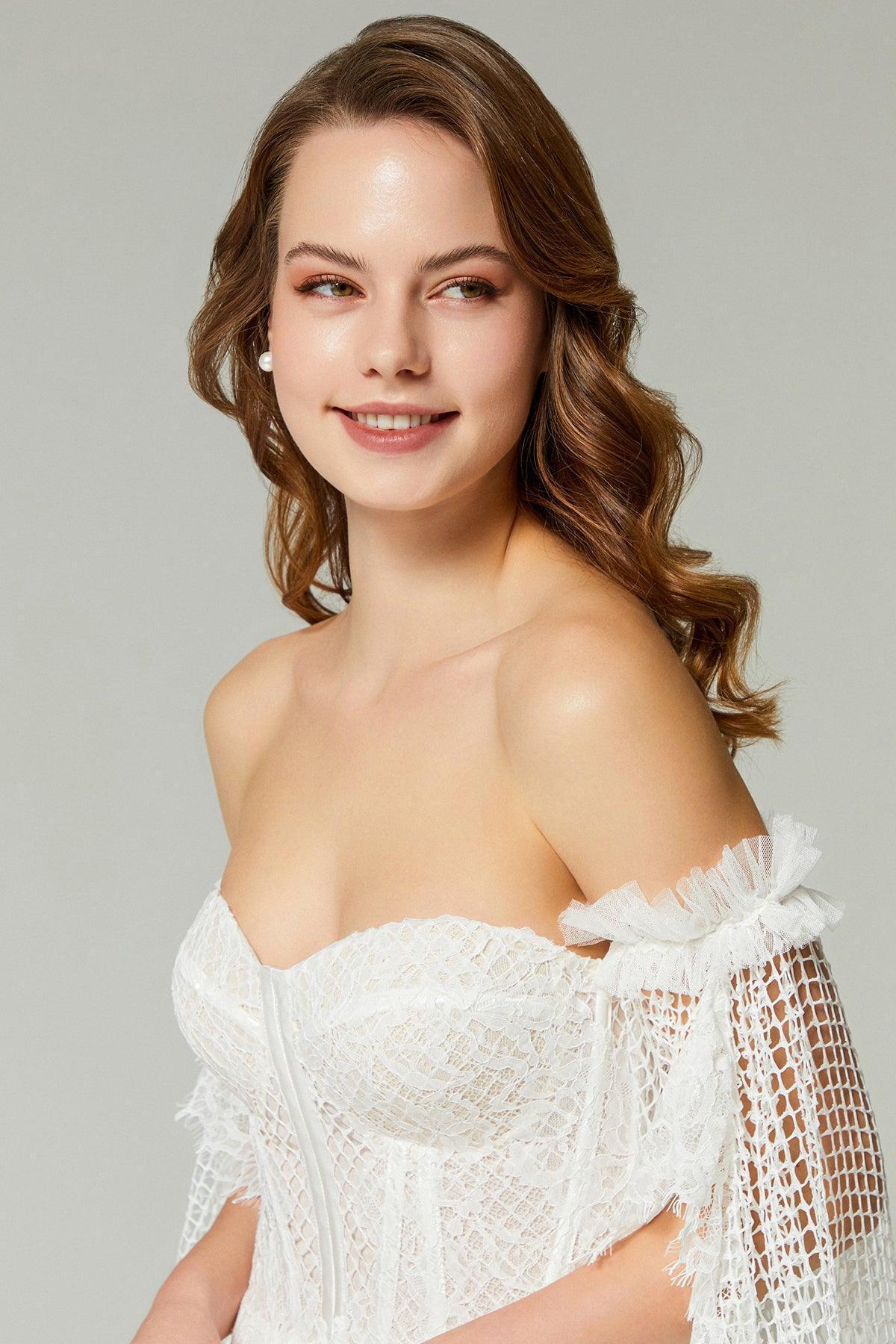 Penny File Fransız Dantelli Helen A Kesim Gelinlik - Mediha Cambaz Bridal