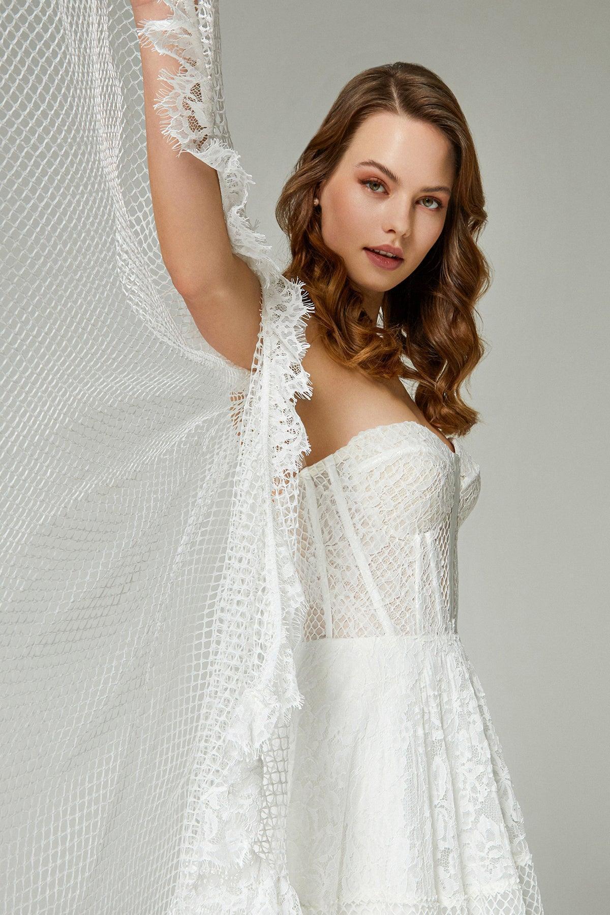 Penny File Fransız Dantelli Helen A Kesim Gelinlik - Mediha Cambaz Bridal