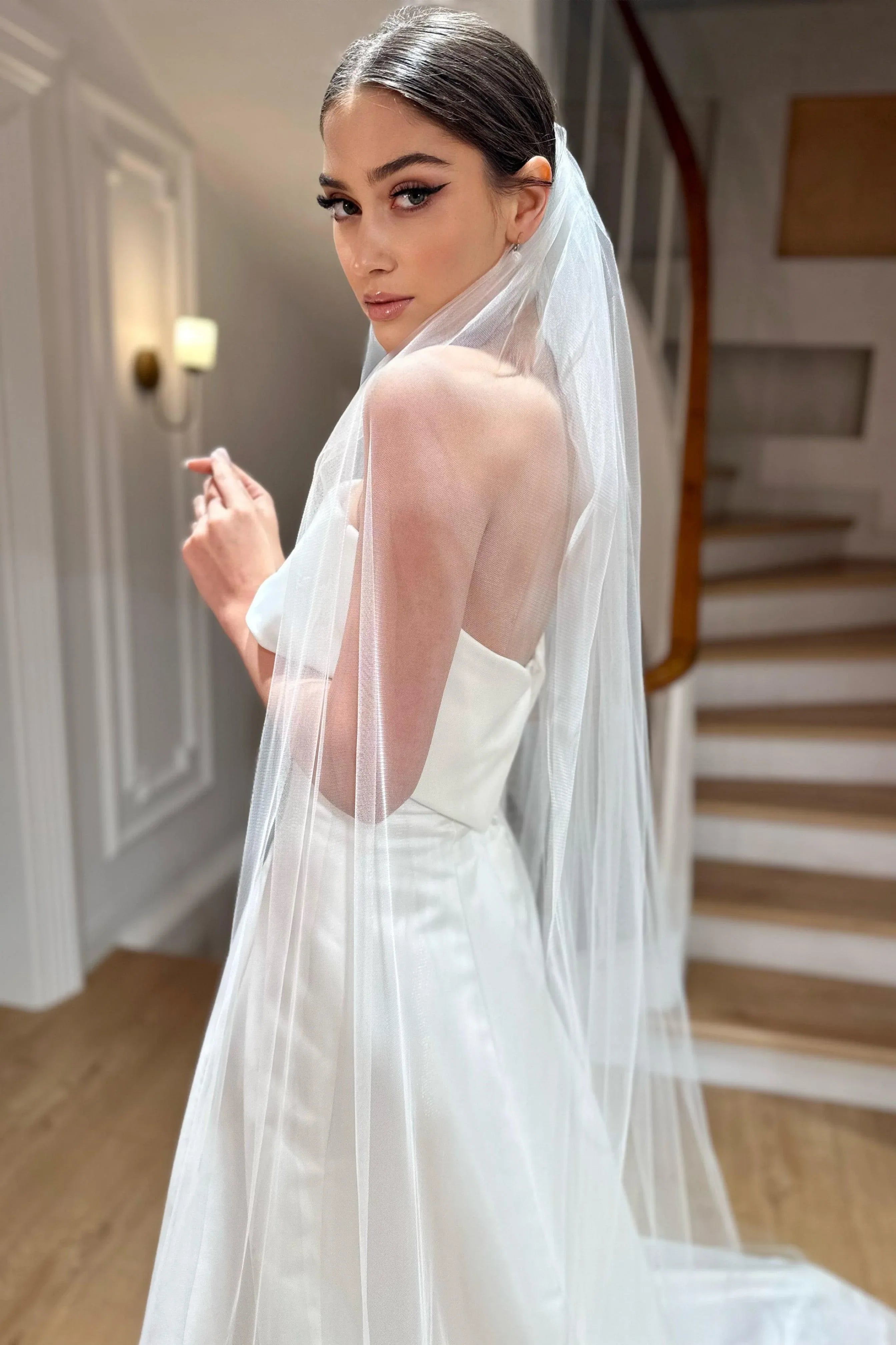 Rein Kırık Beyaz Taraklı Uzun Hayal Tül Duvak - Mediha Cambaz Bridal