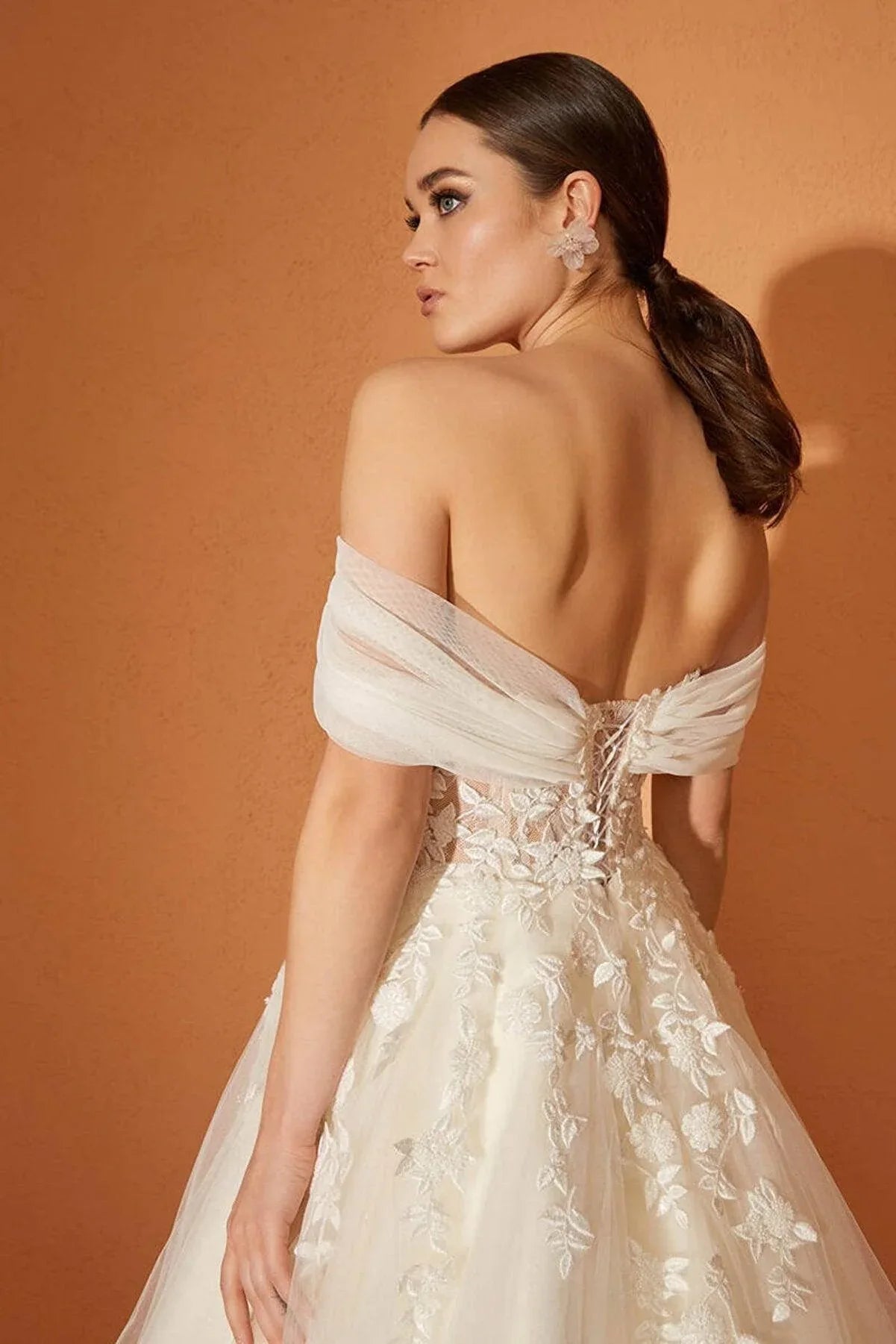 Retro Çiçek Dantel Tül A Kesim Gelinlik - Mediha Cambaz Bridal