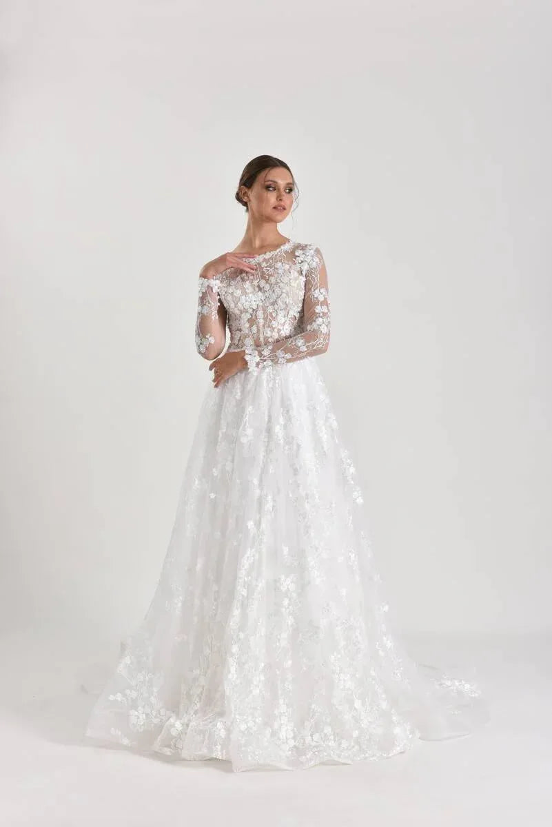 Sara Sarmaşık Desenli Yuvarlak Yaka Özel Tasarım A Kesim Gelinlik - Mediha Cambaz Bridal