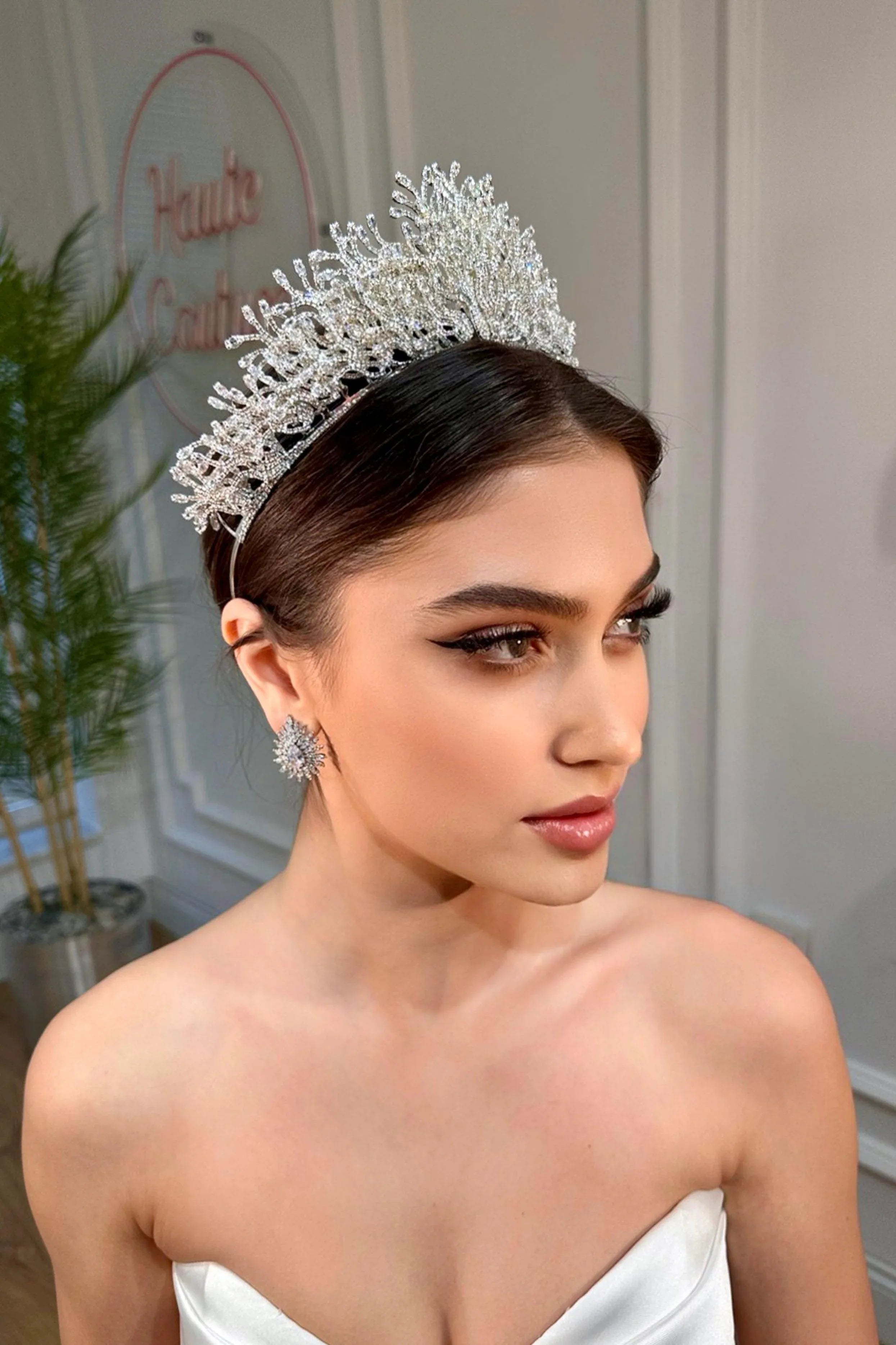 Sesil Zirkon ve Kristal Taşlı Gelin Tacı - Mediha Cambaz Bridal