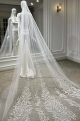 Talia Etek Ucu Dantel İşlemeli Özel Tasarım Uzun Duvak - Mediha Cambaz Bridal
