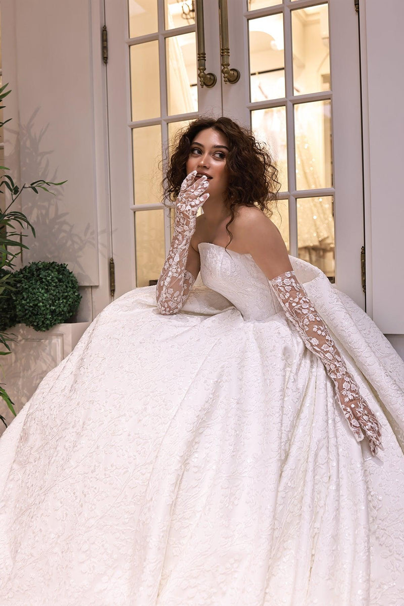 Valerie Straplez Dantel İşlemeli Prenses Model Gelinlik - Mediha Cambaz Bridal