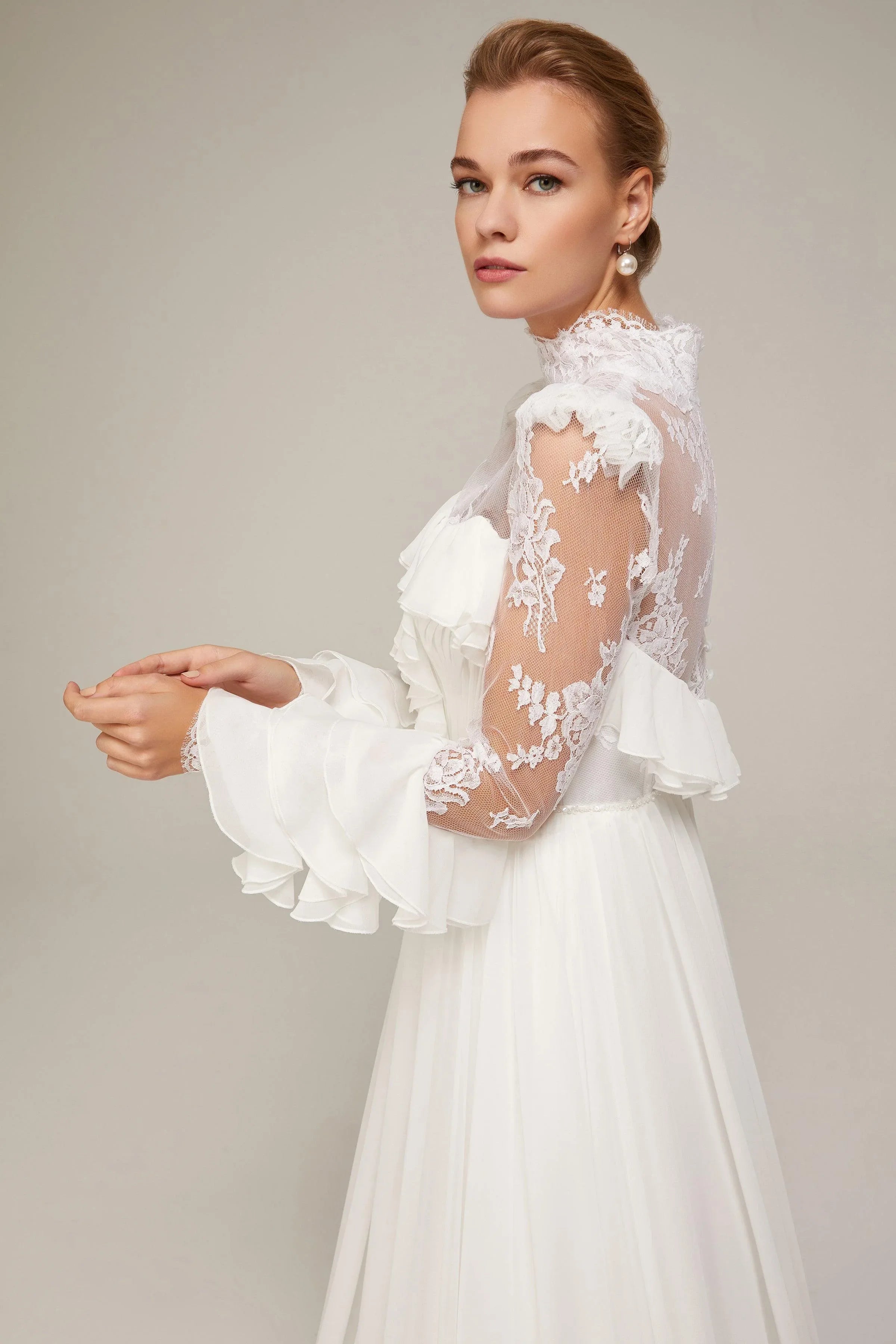 Vienna Şifon Drapeli Düz Kesim Gelinlik - Mediha Cambaz Bridal