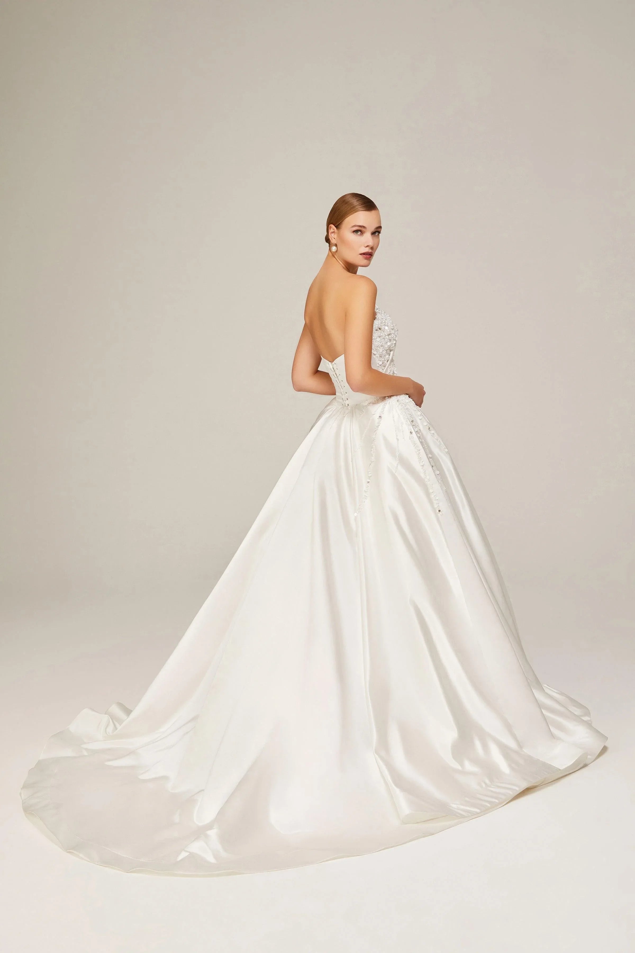 Wanda Saten Straplez Prenses Model Gelinlik - Mediha Cambaz Bridal